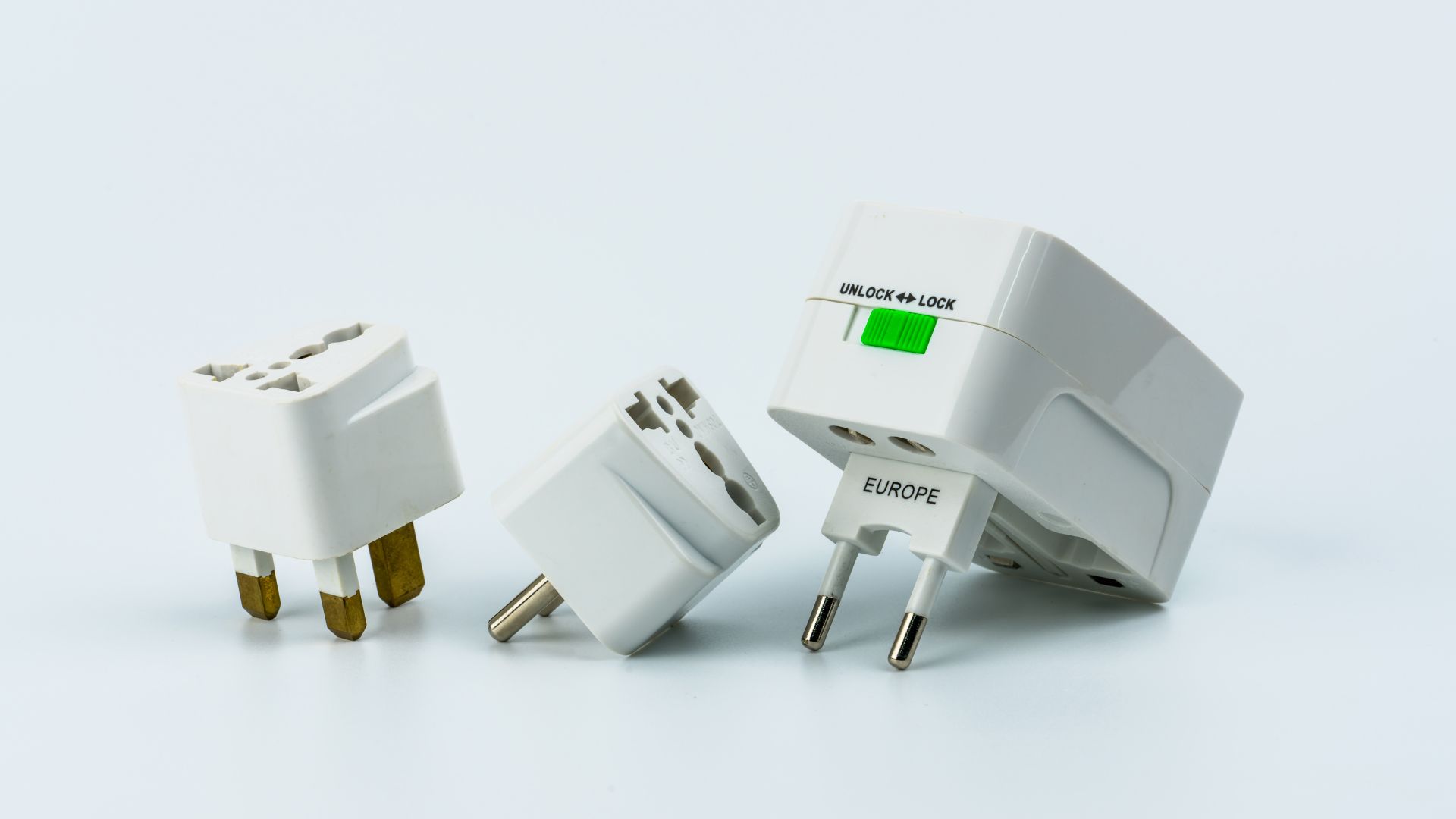 Adaptor Daya: Inovasi yang Mengubah Pengisian Daya